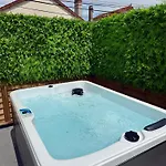 Jacuzzi D'exception - Proche Paris