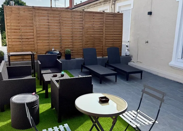 Jacuzzi D'exception - Proche Paris Appartement *